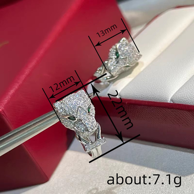 Atemberaubende Ohrring für den Alltag