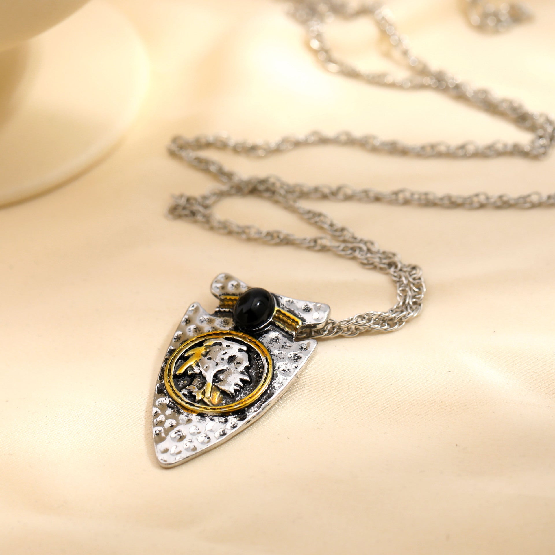 Atemberaubende Halskette für den Alltag