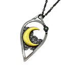 Schöne Halskette mit einzigartigem Stil