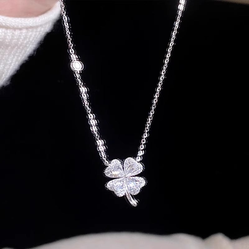 Klassische Halskette mit zeitloser Eleganz