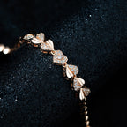 Schöne Armband mit einzigartigem Stil