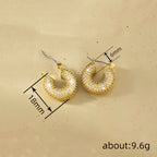 Atemberaubende Ohrring für den Alltag