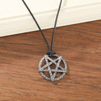 Schöne Halskette mit einzigartigem Stil