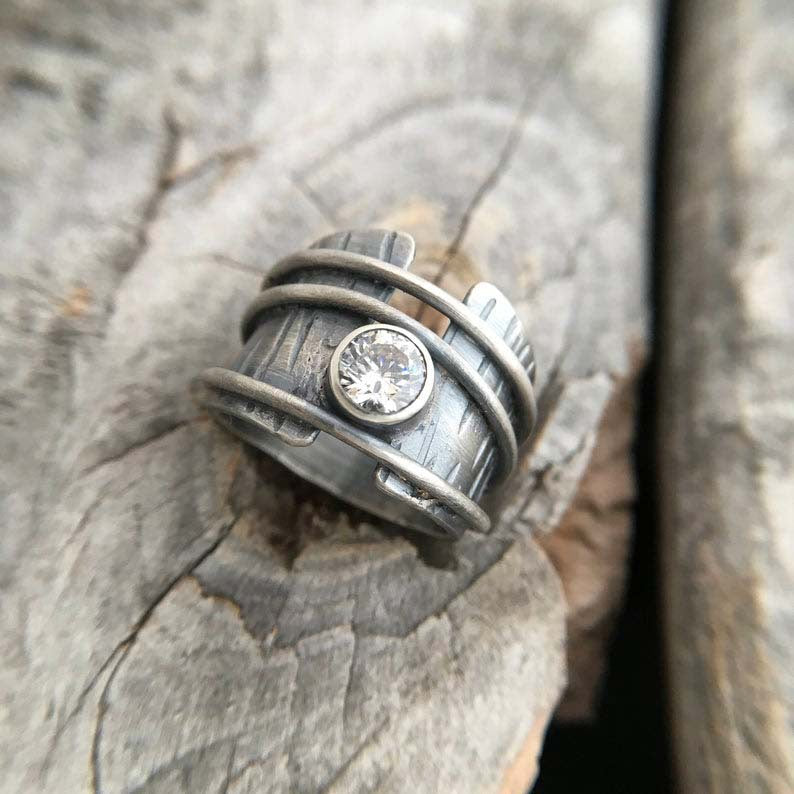 Schöne Silber Ring mit einzigartigem Stil
