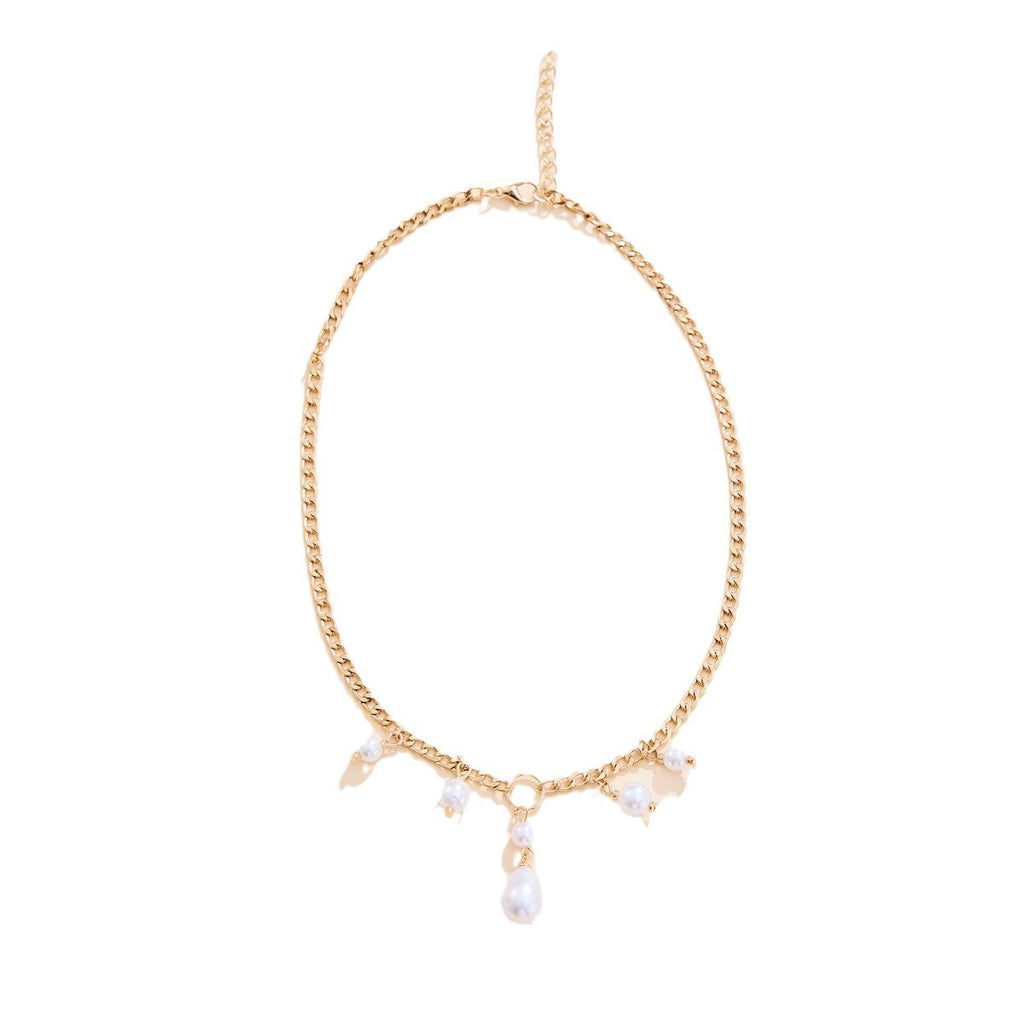 Schöne Perlen Halskette mit einzigartigem Stil