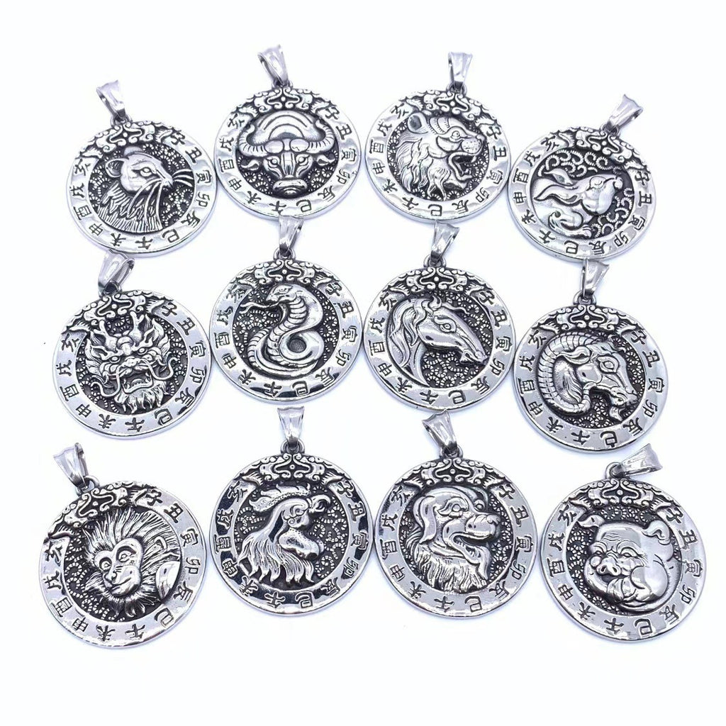 Schöne Halskette mit einzigartigem Stil