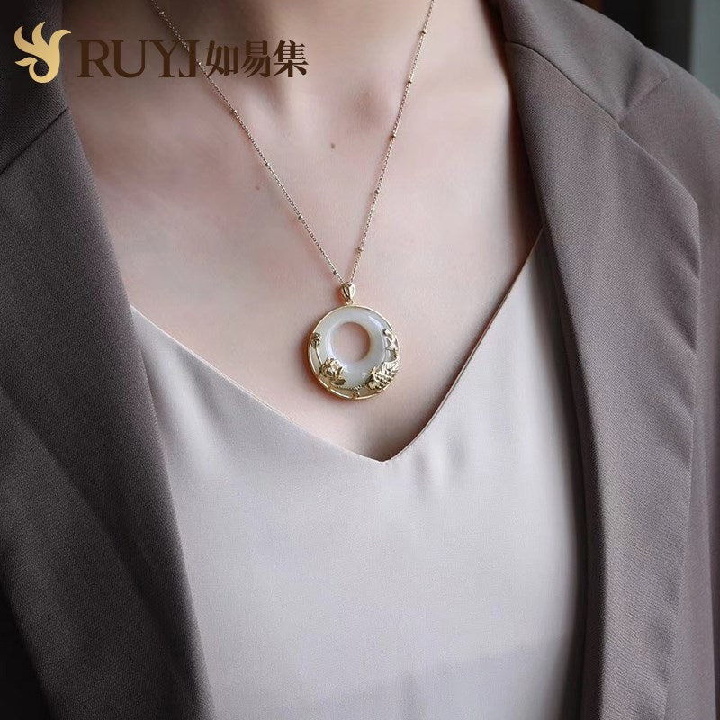 Schöne Silber Halskette mit einzigartigem Stil