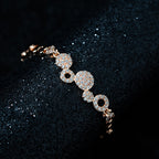 Schöne Armband mit einzigartigem Stil