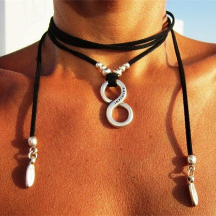 Zarte handwerkliche Halskette