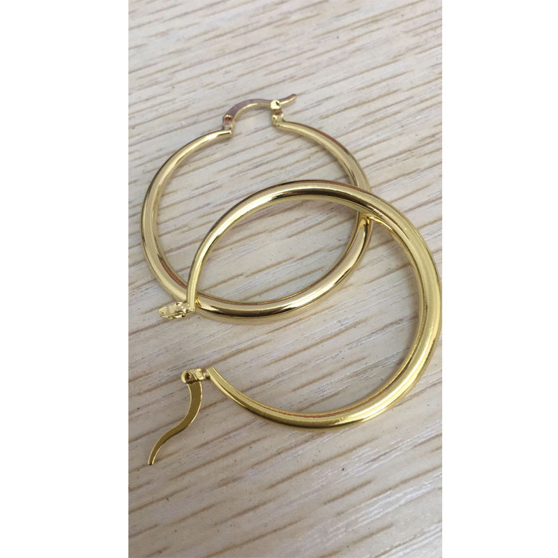 Atemberaubende Ohrring für den Alltag