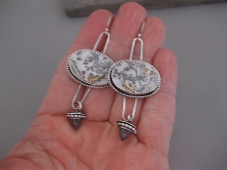 Atemberaubende Ohrring für den Alltag