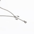 Schöne Halskette mit einzigartigem Stil