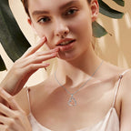 Schöne Halskette mit einzigartigem Stil