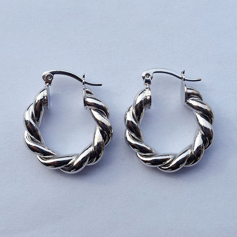 Atemberaubende Ohrring für den Alltag