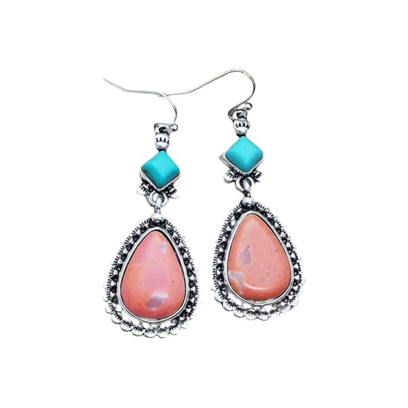 Zarte handwerkliche Ohrring