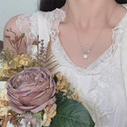 Schöne Halskette mit einzigartigem Stil