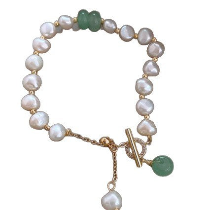 Zarte handwerkliche Perlen Armband