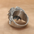 Zarte handwerkliche Ring