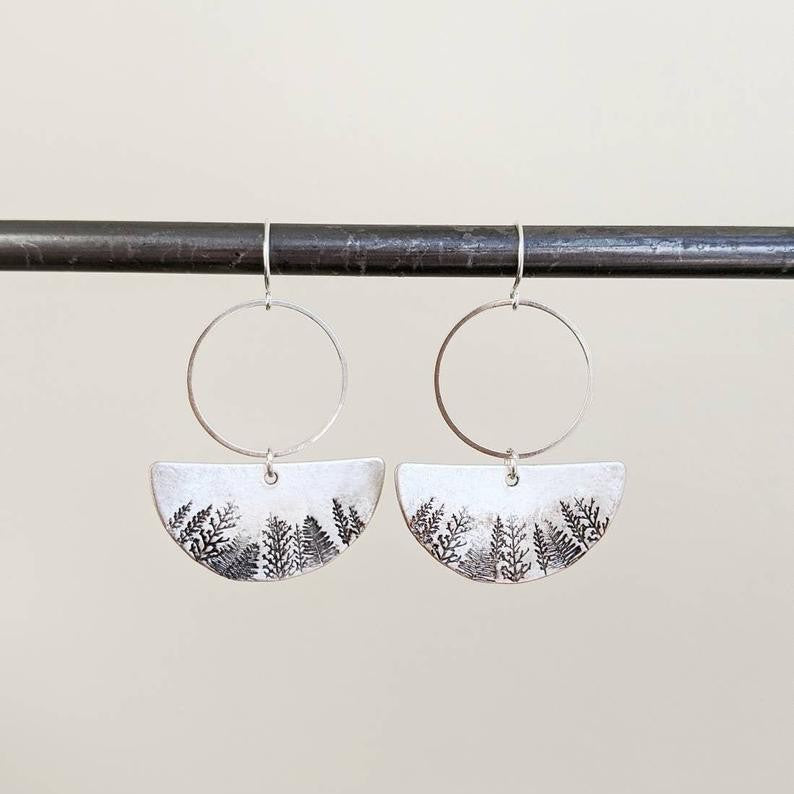 Schöne Ohrring mit einzigartigem Stil