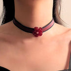 Schöne Halskette mit einzigartigem Stil