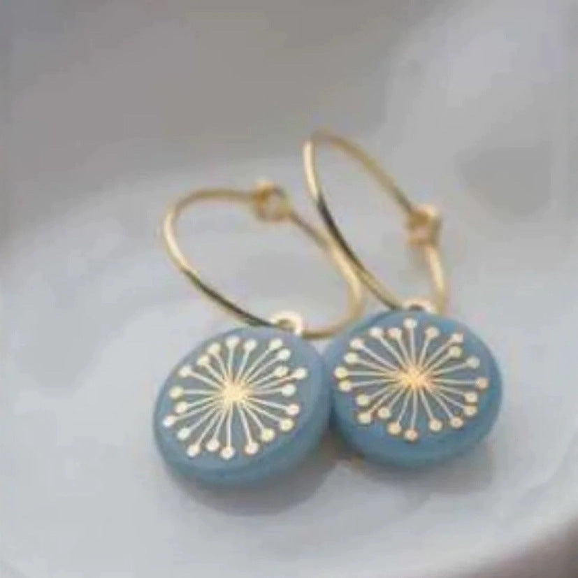 Schöne Ohrring mit einzigartigem Stil