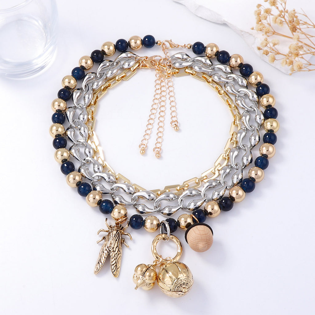 Schöne Halskette mit einzigartigem Stil