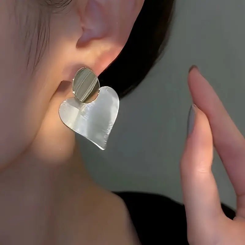 Atemberaubende Ohrring für den Alltag