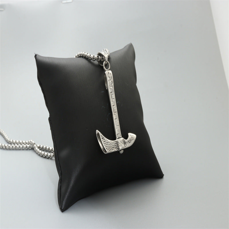 Zarte handwerkliche Halskette