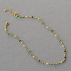 Schöne Halskette mit einzigartigem Stil