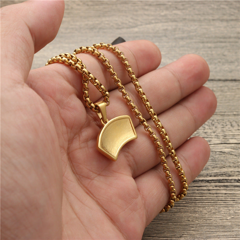 Zarte handwerkliche Halskette