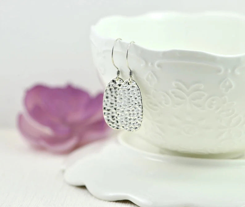 Schöne Ohrring mit einzigartigem Stil