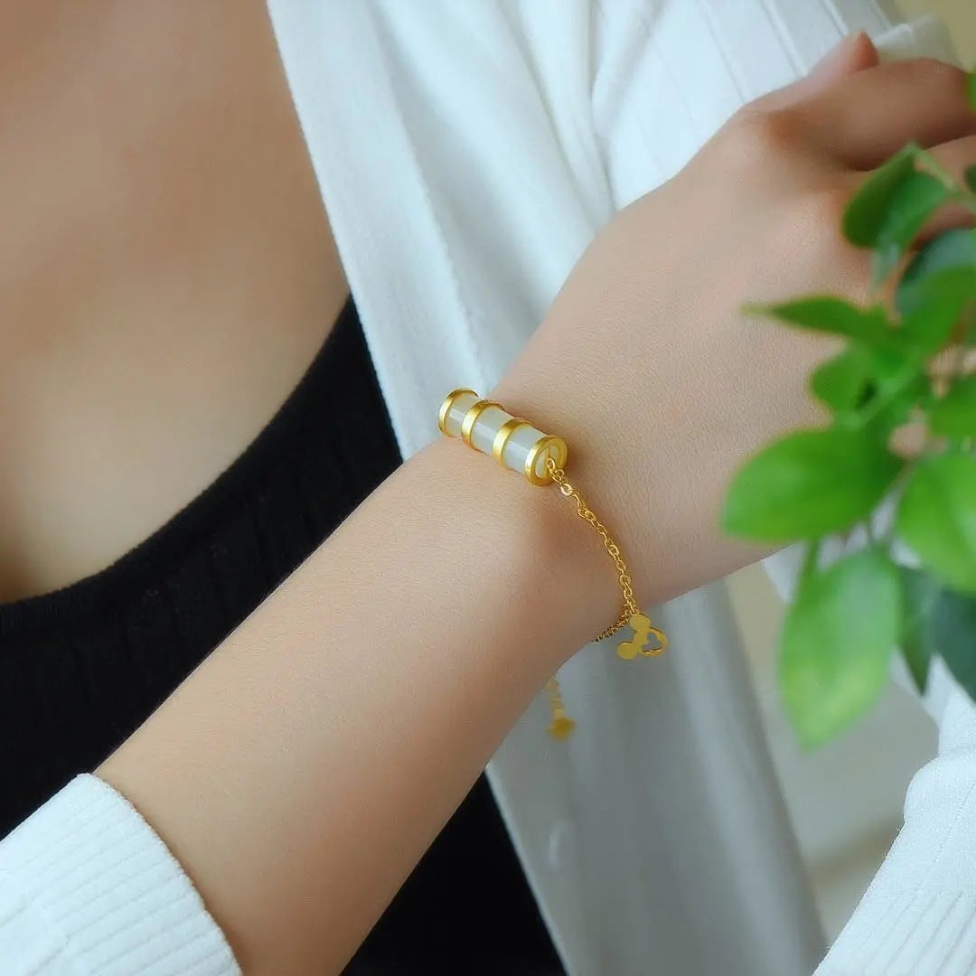 Schöne Gold Armband mit einzigartigem Stil