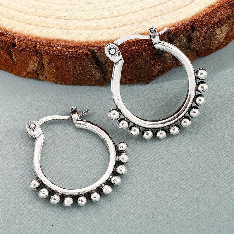 Zarte handwerkliche Ohrring