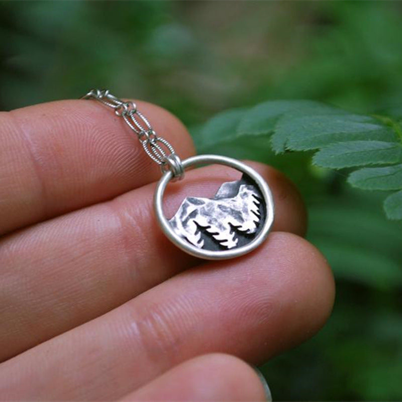 Schöne Silber Halskette mit einzigartigem Stil