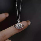 Zarte handwerkliche Halskette