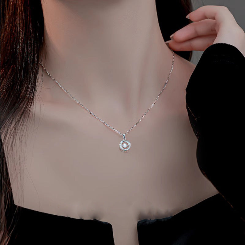 Klassische Halskette mit zeitloser Eleganz