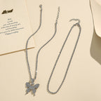 Zarte handwerkliche Halskette