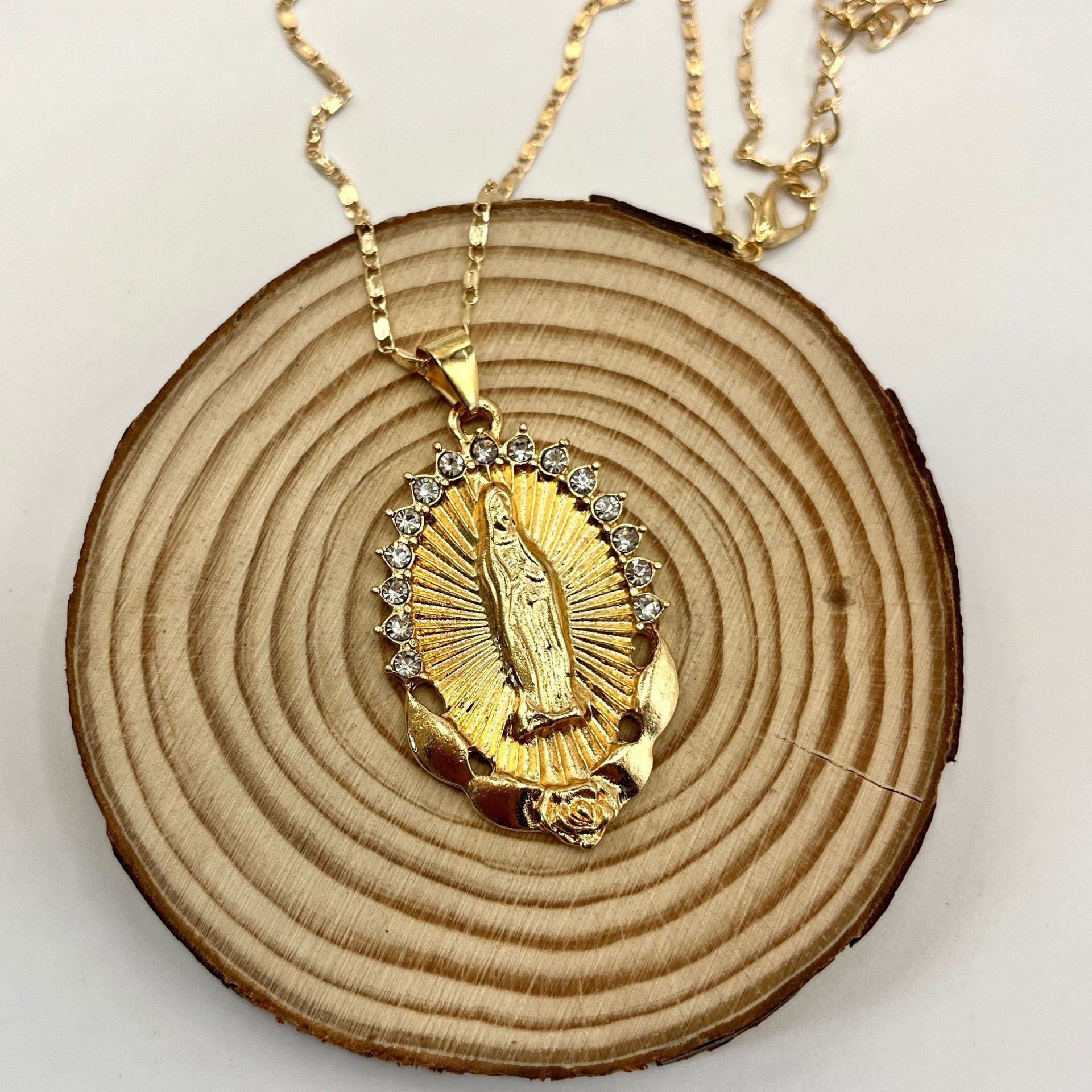 Klassische Halskette mit zeitloser Eleganz