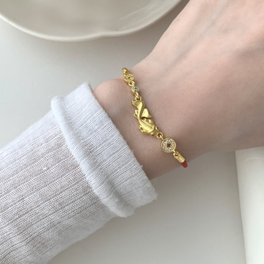 Schöne Armband mit einzigartigem Stil