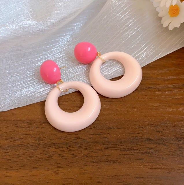 Atemberaubende Ohrring für den Alltag