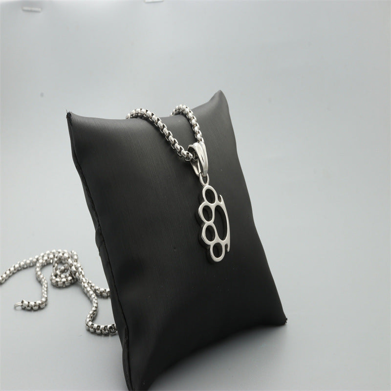 Schöne Halskette mit einzigartigem Stil