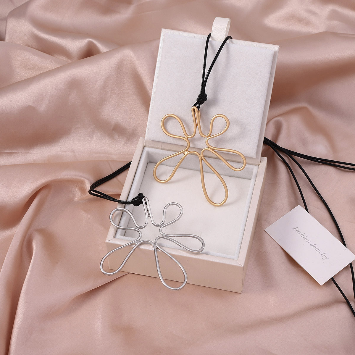 Atemberaubende Halskette für den Alltag