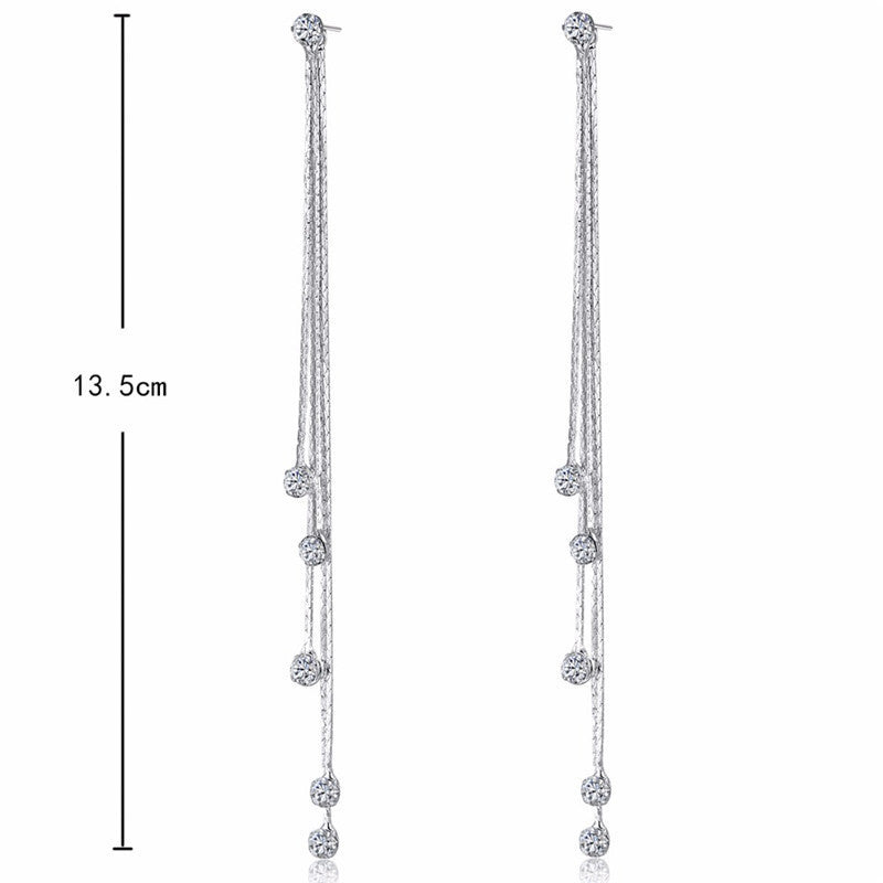 Atemberaubende Ohrring für den Alltag