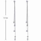 Zarte handwerkliche Ohrring