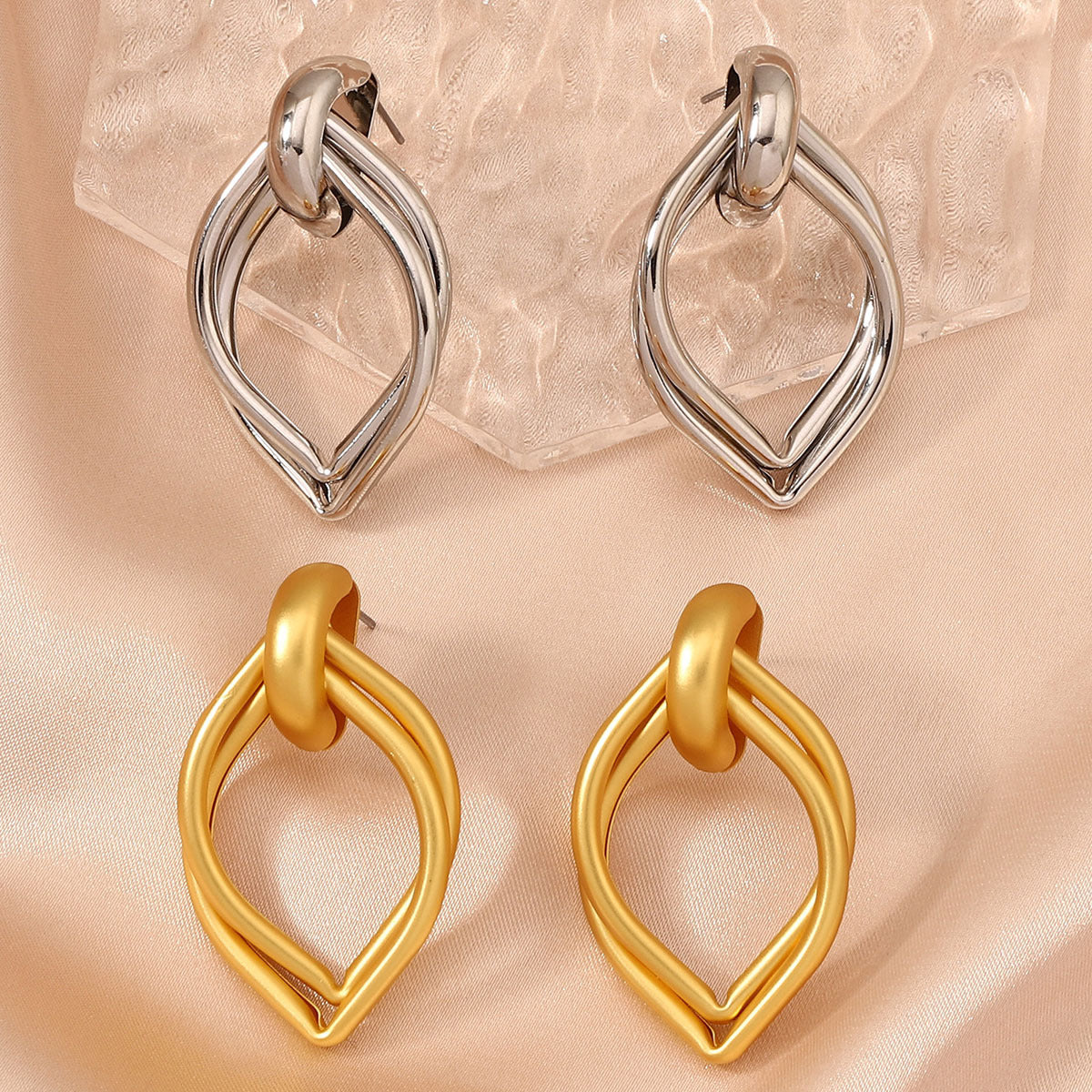 Atemberaubende Ohrring für den Alltag