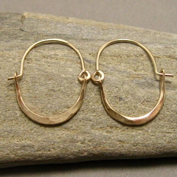 Schöne Ohrring mit einzigartigem Stil