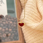 Zarte handwerkliche Halskette