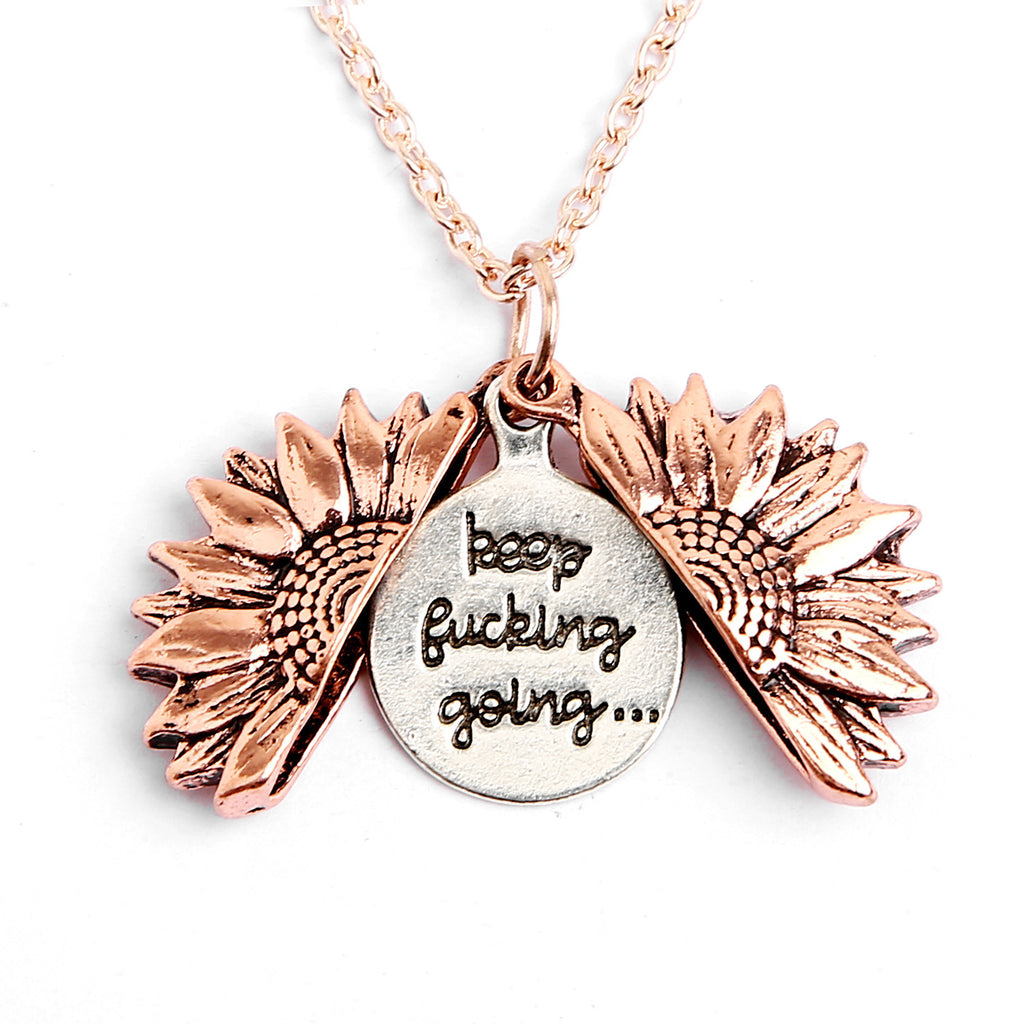 Schöne Halskette mit einzigartigem Stil