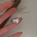 Zarte handwerkliche Ring