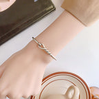 Zarte handwerkliche Armband